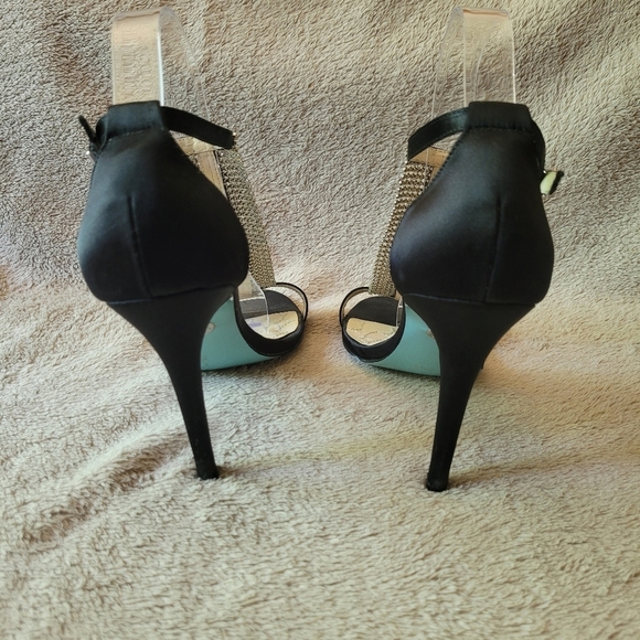 Blue by Betsey Johnson Crystal T Strap high heel sandals size 9.5​ - Picture 7 of 13